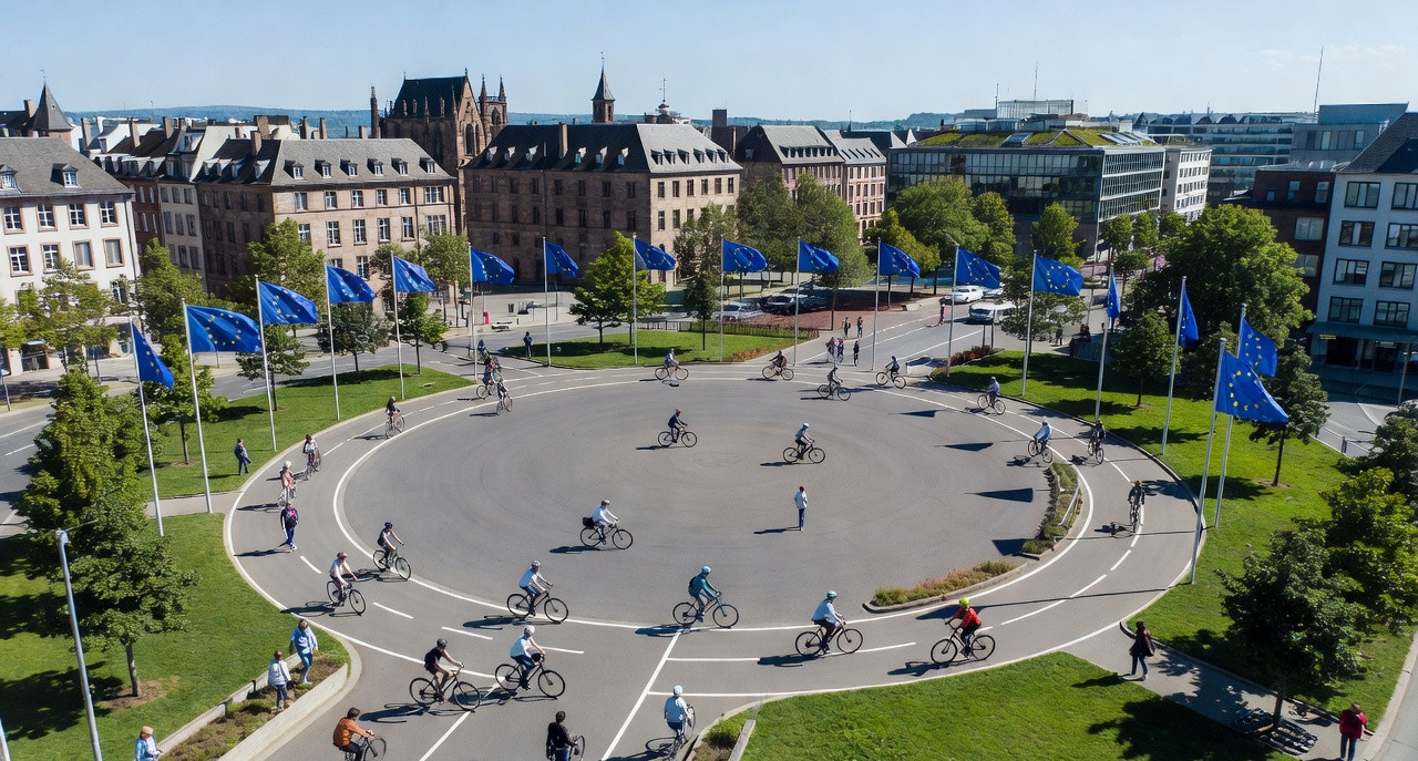 Strasbourg : l’alternance municipale en guerre contre les projets écologistes
