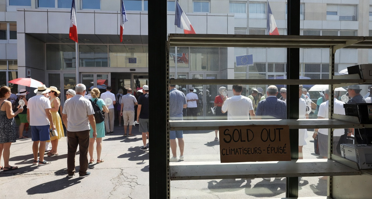 Canicule : les hôpitaux siphonnent les stocks de clims, l’État impuissant ?